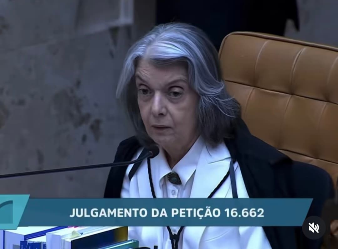 [VÍDEO]Cármen Lúcia afirma estar profundamente triste e pede desculpas aos brasileiros: “Eu me sinto envergonhada”