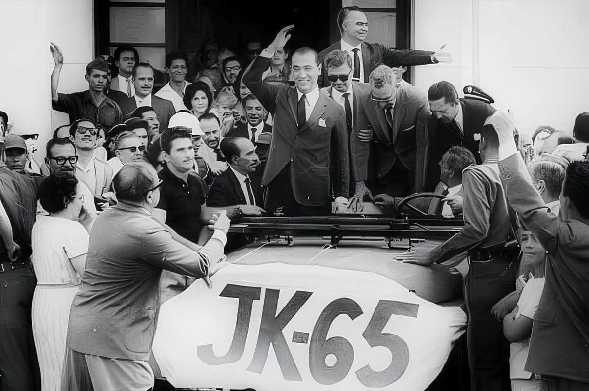 Morto há 50 anos, JK se sentiu traído após golpe militar: ‘cassam os direitos políticos do Brasil’