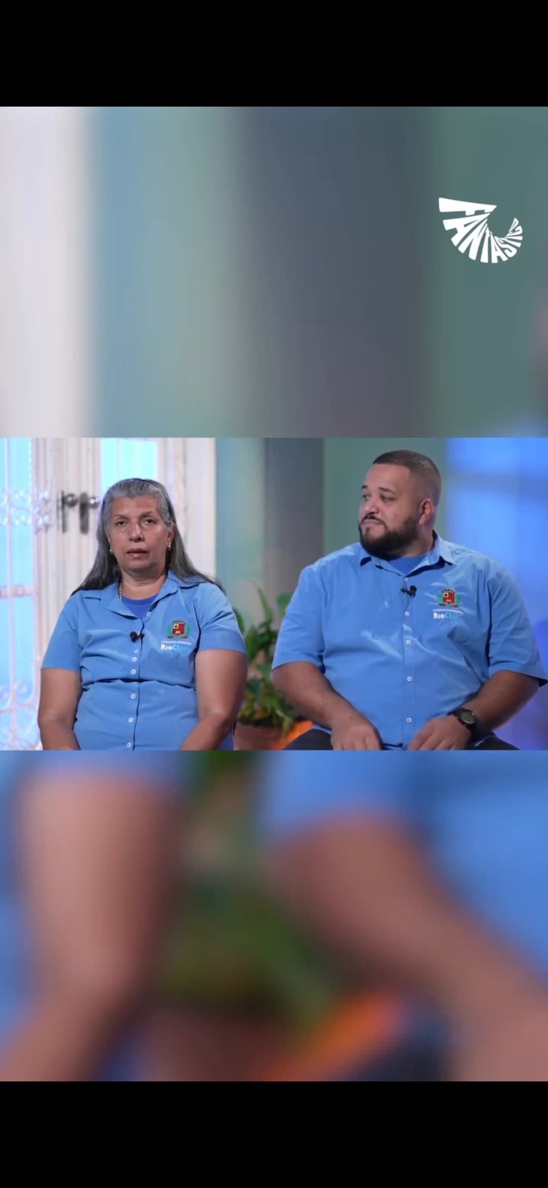 "Ele é o bebê milagre", diz mãe de bebê que voltou a respirar após ser dado como morto