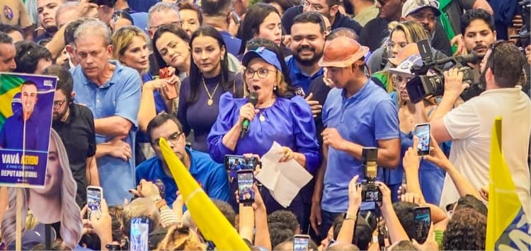 Convenção de Allyson, Zenaide e Tércio lota Palácio dos Esportes e mostra união das forças políticas